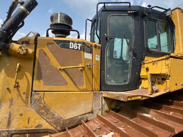 2011 - Caterpillar D6T - Image 4