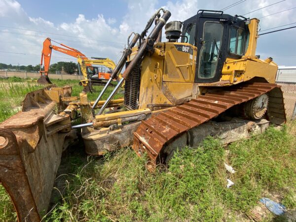 2011 - Caterpillar D6T - Image 3