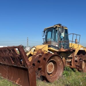 Cat 826G Landfill Compactor